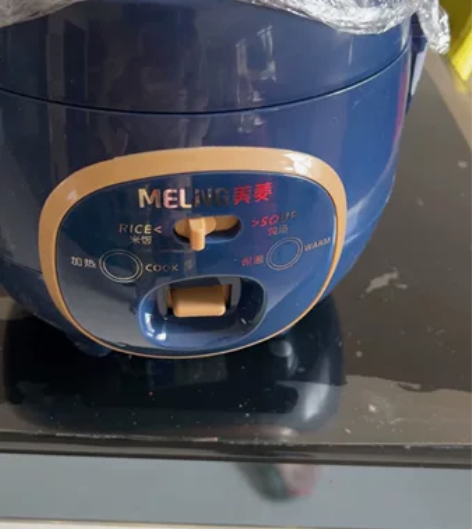 美菱 电饭煲。容量1.8L，适合一两个人、...