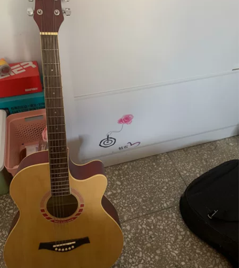 进口英格曼云杉单板吉他90成新（有琴包）功...