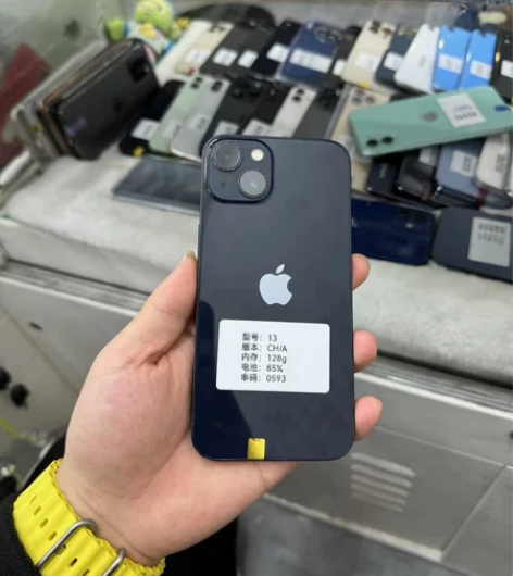 苹果13 128g 黑色 国行 全原 边框...