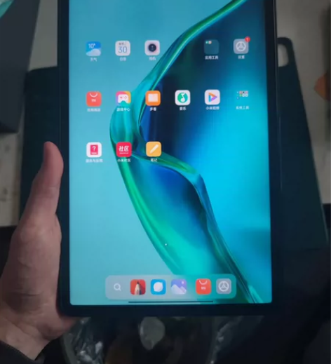 ?小米ipad5pro，6+256，几乎没...