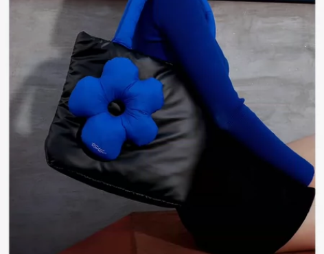 TOUTOU秋冬新款小众设计大容量花朵托特...