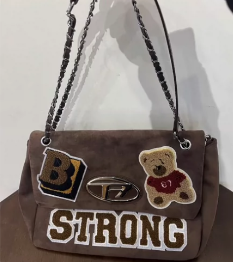 女大出闲置卡通小熊托特包～复古休闲风，可以...