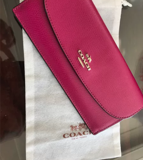 【二手】COACH女士包袋,玫红色钱包,正...