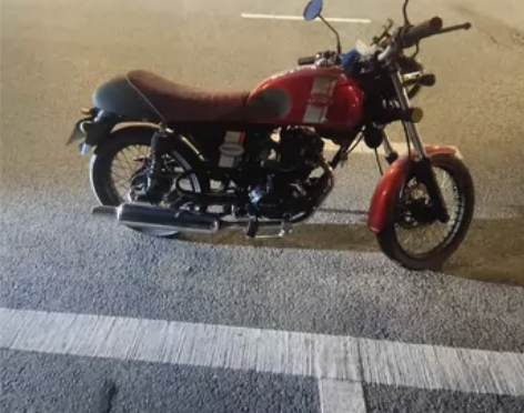 杂牌子金马复古摩托车 125  19 年的...