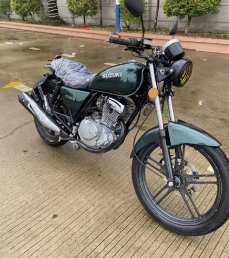 进口铃木复古机车150cc网红版 极品车况...