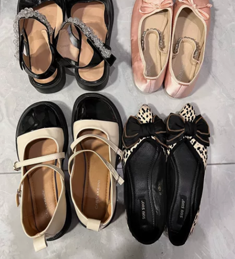 玛丽珍女鞋 四双打包88大概38 39 码...