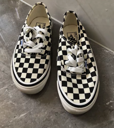 VANS万斯 范斯37.5码黑白棋盘女鞋，...