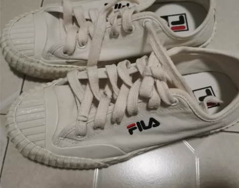 斐乐饼干鞋，37码，40元包快递，不包括偏...