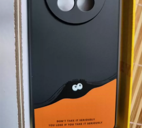 华为mate50手机壳，全新。 感兴趣的话...