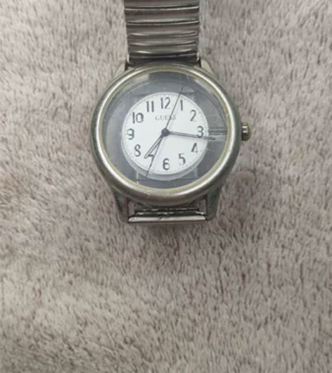 guess石英男表，走时准确，6成新，明显...