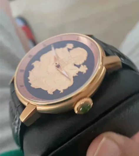 限量龙年纪念款手表，正品卡迪诺，45毫米大...