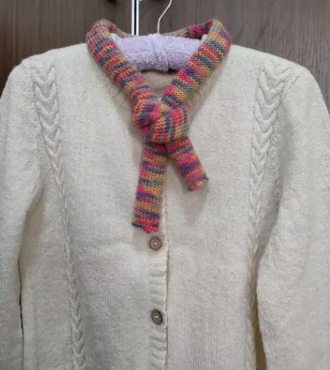 【全新】手工编织100%羊毛腊肠围巾 10...