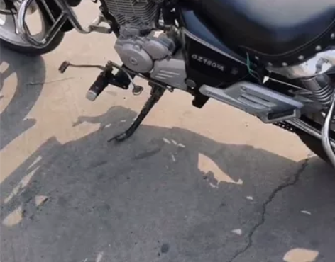 玲木GZ150A摩托车，新验的车，京B牌照...