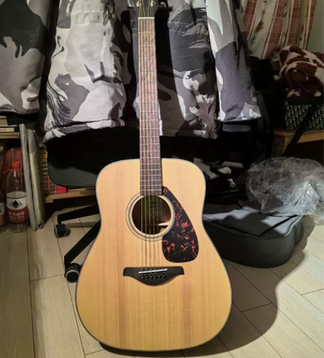 出二手自用吉他 原本买来想自己学的，后面没...