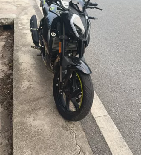 贝纳利小迅龙150.2021－12月份的车...