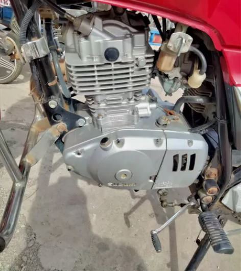 摩托车,铃木钻豹125,铃木家族的天花版,...