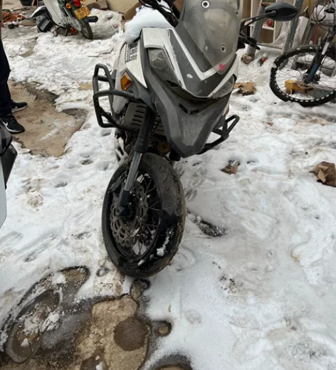 摩瑞500整车拆配件 大灯 仪表 手把开关...