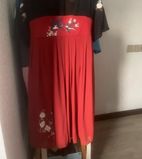 全新徐娇织羽集汉服 可穿到120斤