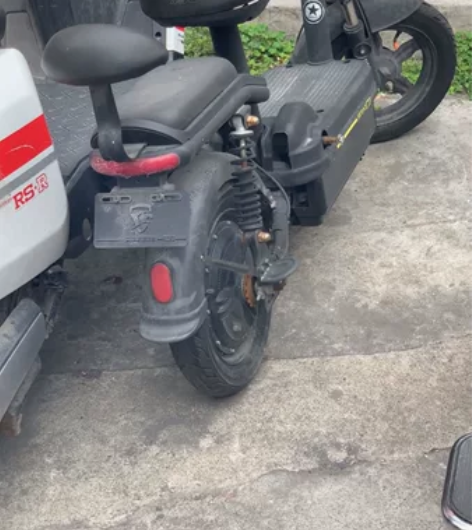 闲置二手电动车，买的时候1200 用了快两...