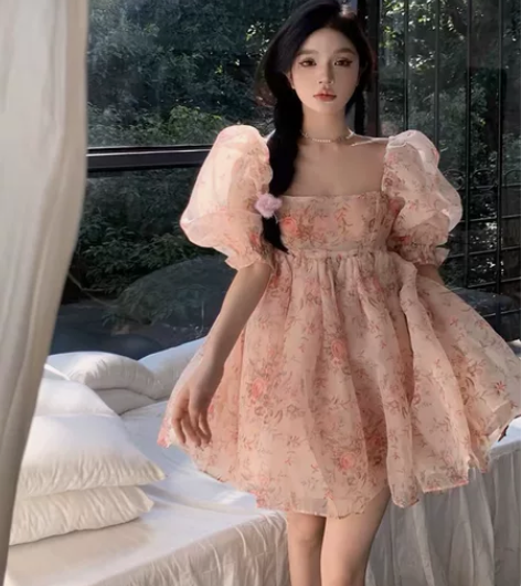 茶歇法式泡泡袖碎花连衣裙仙女超仙甜美夏季迪...