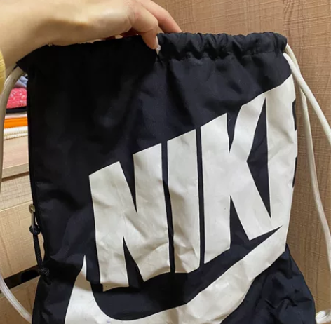 黑白熊猫配色书包乔丹飞人双肩包运动大容量篮...