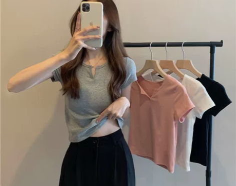 短款女夏季设计感修身露脐辣妹女装T恤短袖学...