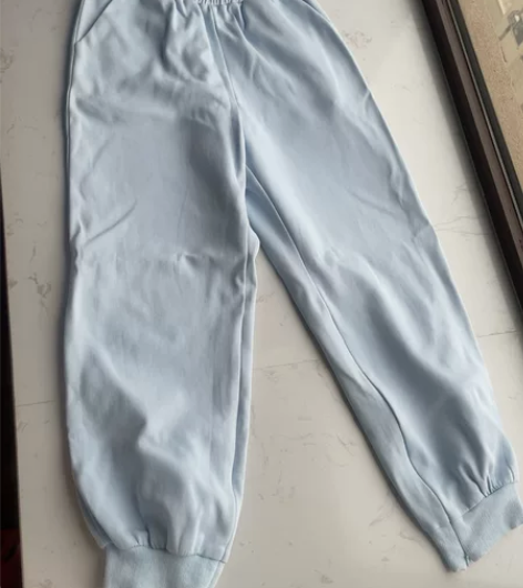 天蓝色运动休闲裤 轻微穿着痕迹便宜出哦