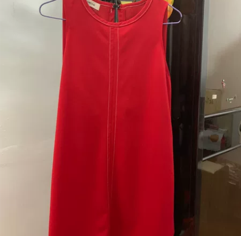 新款撞色虚线连衣裙夏，无袖宽松版A字裙S码...