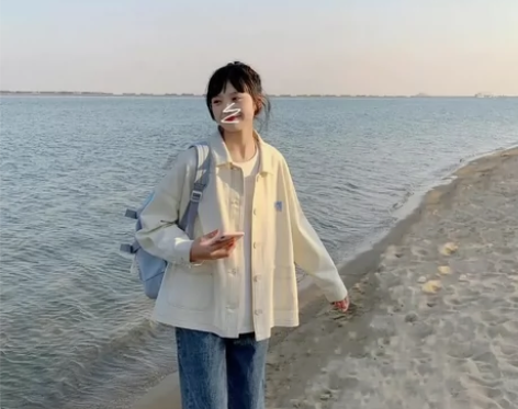 春秋新款奶油杏印花韩版宽松学院风衬衫外套女...