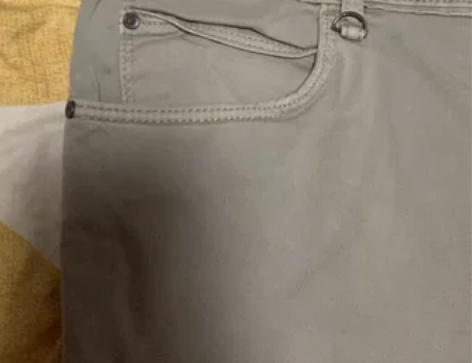ZARA浅色休闲裤。男款。 裤长104，腰...