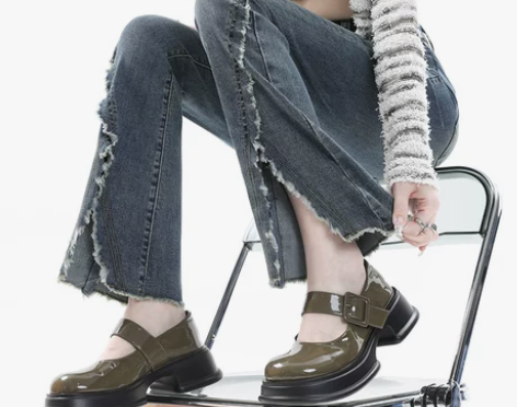 复古微喇牛仔裤女春秋装2024年新款高腰显...