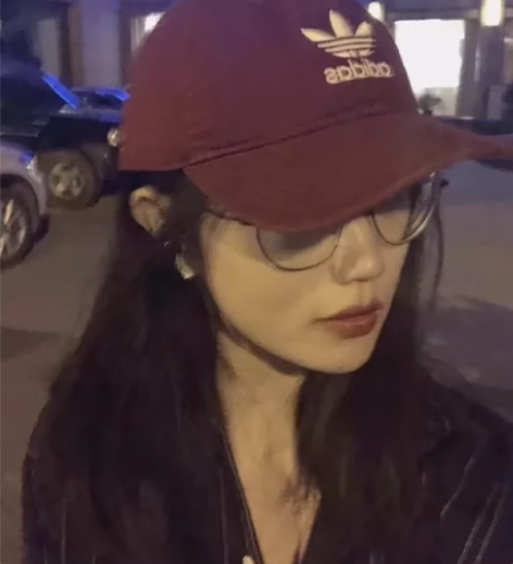 阿迪棒球帽 全新工厂定制款 下面有实拍图颜...