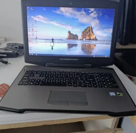 雷神911跑车  i7 7700 gtx1...