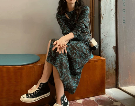 2022年早春季新款女装中式款御姐轻熟旗袍...