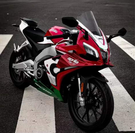 阿普利亚aprilia gpr250三色版...