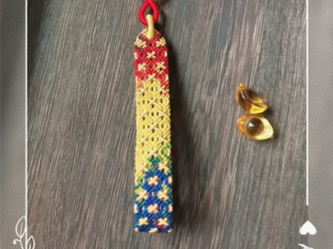 有钱花手机挂绳 玛瑙小花花配6股段染蜡线编...