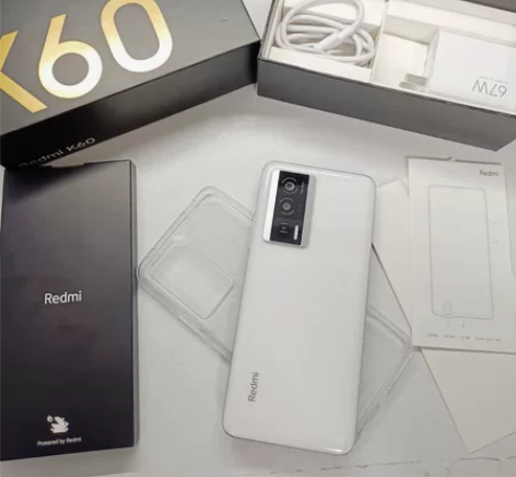 红米k60E（5G） 天玑8200 95新...