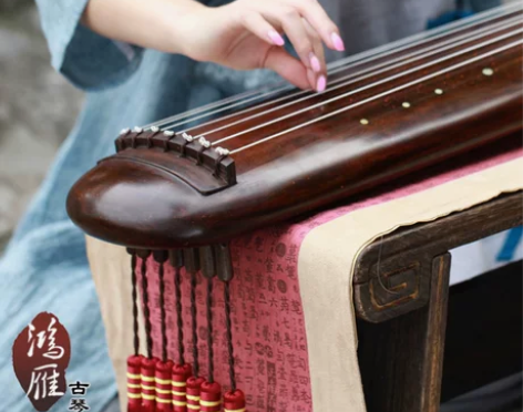 ?【鸿雁古琴】精品高档演奏级老杉木绿绮式古...