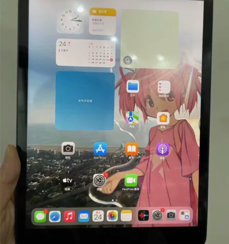 出一台iPad2020款128g第八代平板...