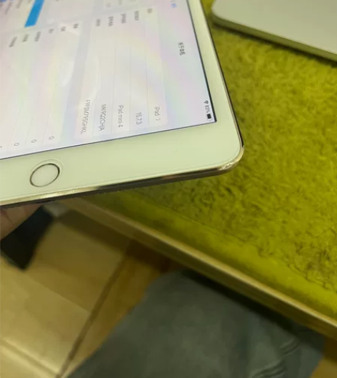 苹果平板迷你4，128g的国行Wifi版，...