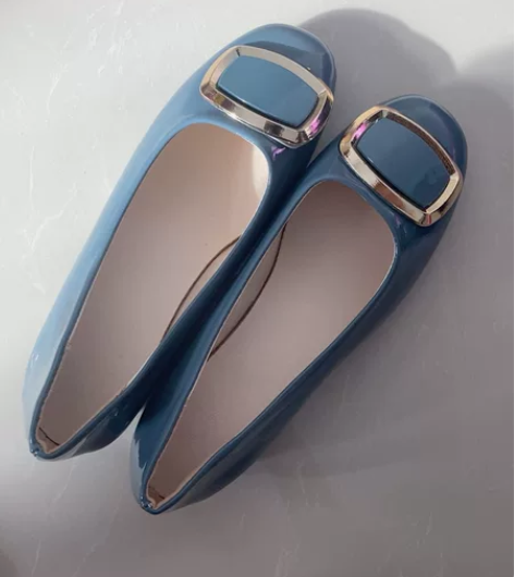 妈妈鞋新款瓢鞋软皮百搭浅口低跟春秋漆皮豆豆...