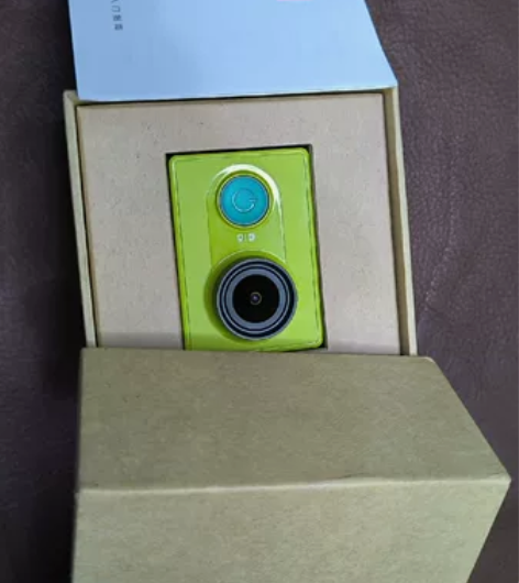 小蚁Yi运动相机，应该是一代，和Gopro...
