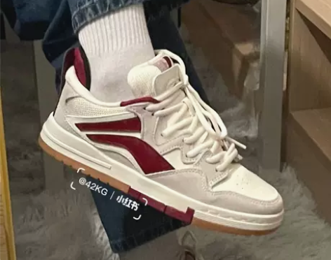 便宜出，李宁惟吾pro休闲鞋男秋冬鞋子女鞋...