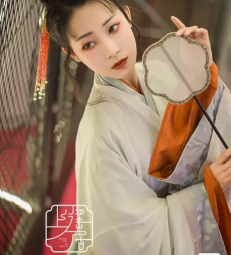 上遥居山与 晋制汉服 大全套出，下裙易皱需...