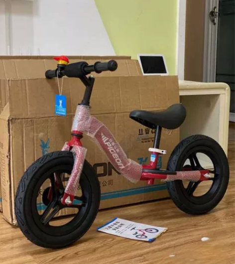 【专柜特价处理】全新12寸14寸飞鸽儿童平...