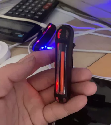 红色公路车流水灯diy保护盒版。四种模式，...