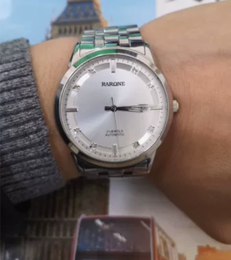 雷诺男机械表，不正退货，包运费，把头摔了一...