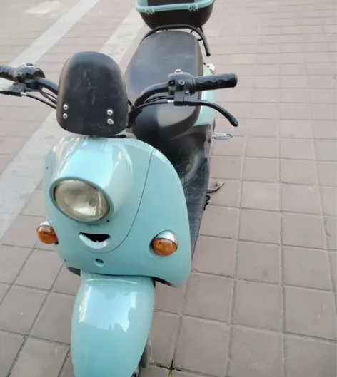 新换的电池！转让一台五羊小龟尾箱电动车，功...