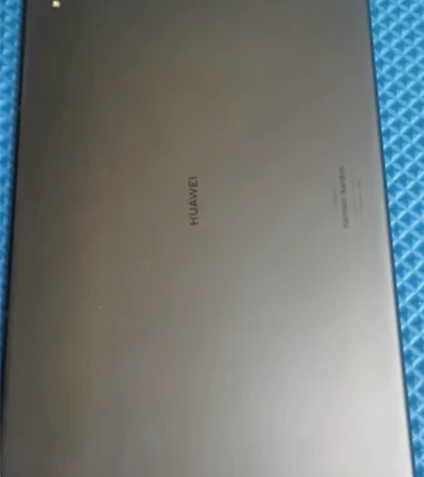 华为平板m6，10.8英寸大屏，8+256...