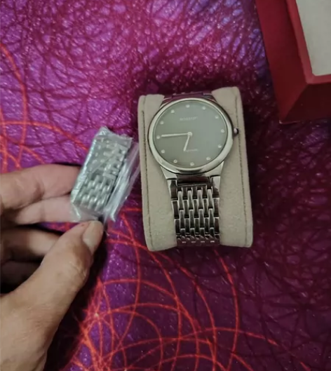 罗西尼超薄款手表 实话实说商场900买的 ...